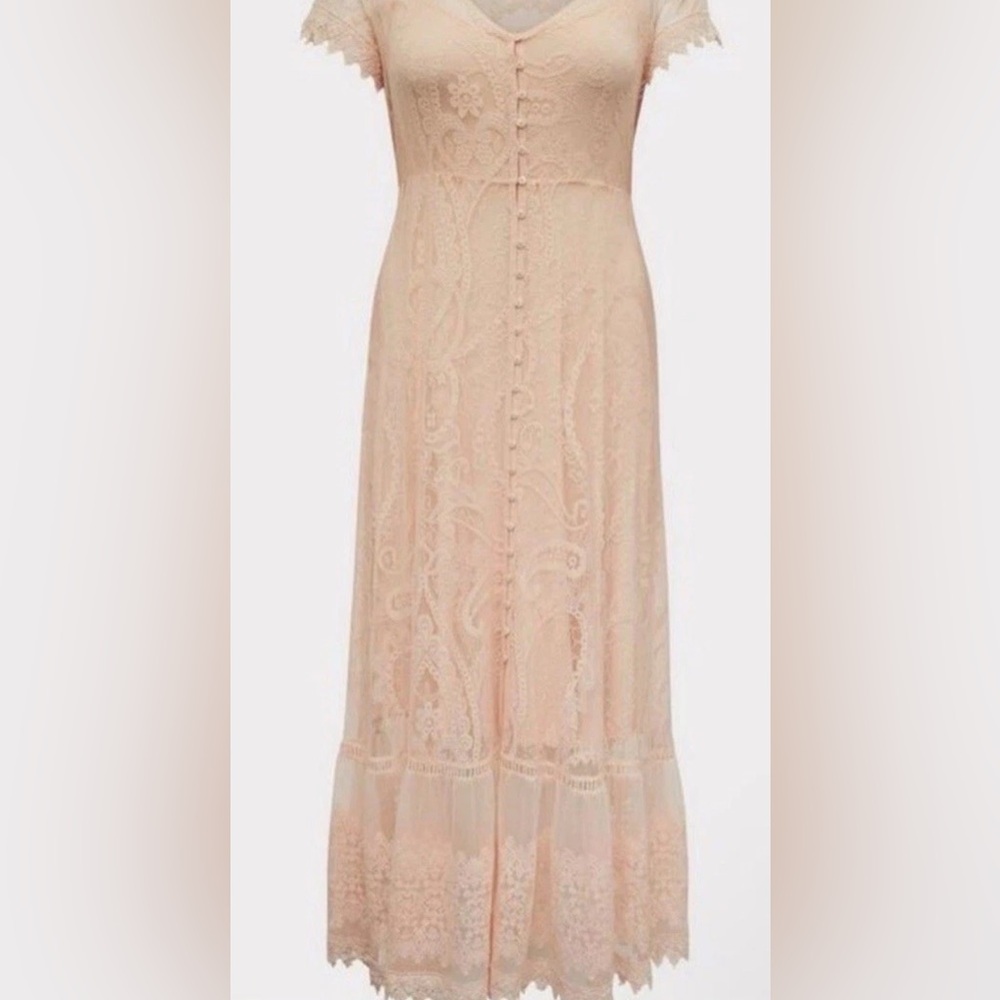 Torrid Ivory, Maxi Lace Button Front Dress Size 1 V-Neck Scalloped Fairy Core